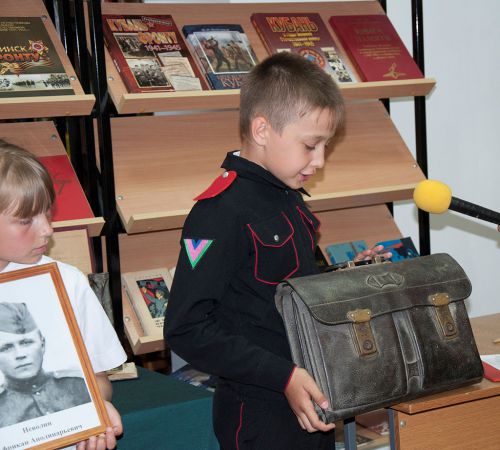 Станислав Филиппов привез на конкурс военный портфель своего прадеда
